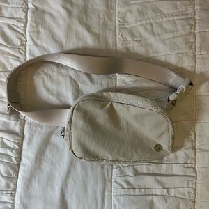 Lululemon belt bag